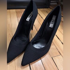 Zara Women's Textured Black Heels